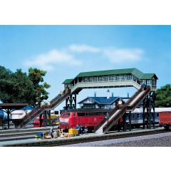 Faller - 1/87 OVERDEKTE VOETGANGERSBRUG