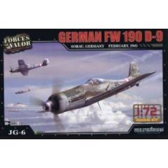 Forces of valor - 1/72 GERMAN FW 190 D-9 MODEL KITS SORAU GERMANY FEB 1945