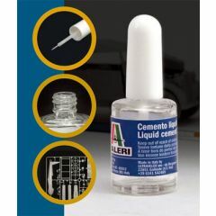 Italeri - Liquid Cement Plastic 15 Ml Thin Brush (Ita3990p)