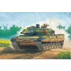 Hobbyboss - 1/35 Dutch Leopard 2 A5/a6nl Mbt - Hbs82423