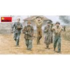 Miniart - 1/35 Battle Of The Bulge Ardennes 1944 S.e. Wwii (?/22) *min35373
