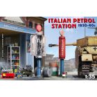 Miniart - Italian Petrol Station 1930-40s (8/20) * - MIN35620