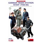 Miniart - German Train Station Staff 1930-40s