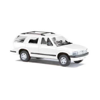 Busch - 1/87 BAUSATZ: CHEVROLET BLAZER