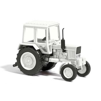 Busch - 1/87 BAUSATZ BELARUS MTS 80 1990