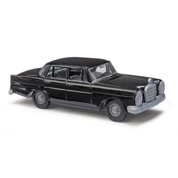Busch - 1/87 MERCEDES-BENZ 220 SCHWARZ 1959