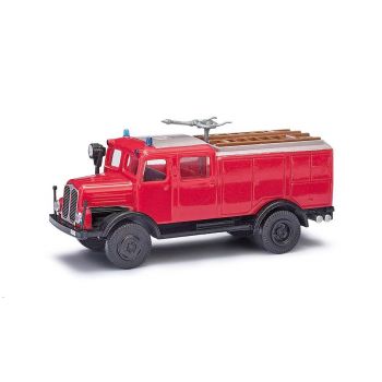 Busch - 1/87 IFA S4000 TLF 16 MIT WENDESTRAHLROHR 1965 (7/24) *