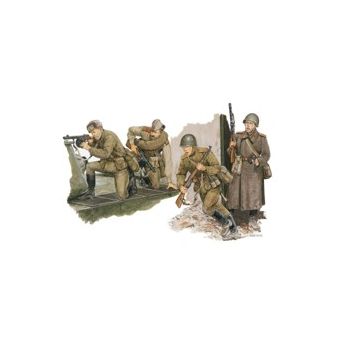 Dragon - 1/35 SOVIET MOTOR RIFLE TROOP (BERLIN 1945) (02/25) *