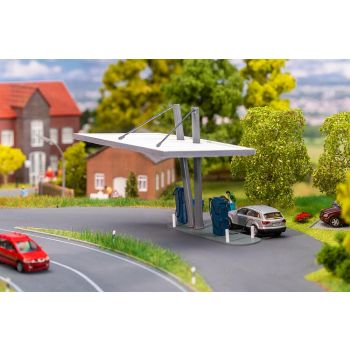 Faller - 1/87 TANKSTATION (03/25)*
