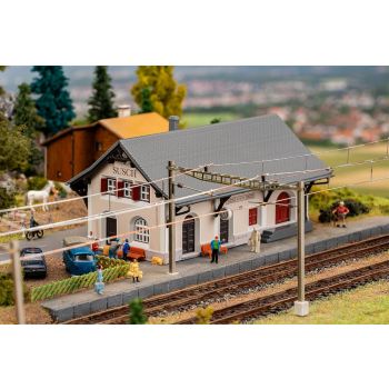 Faller - 1/160 STATION SUSCH (2/24) *