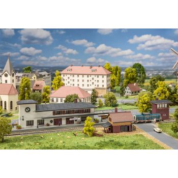 Faller - 1/220 STATIONSSET FEENBACH (10/22) *