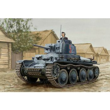 Hobby Boss - 1/16 PZKPFW. 38(T) AUSF. E/E WWII (3/23) *