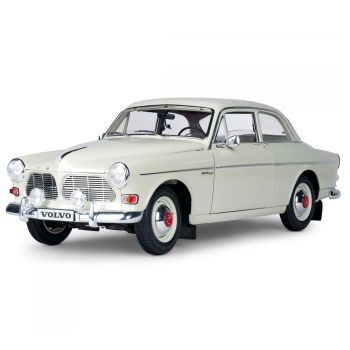 IXO - 1/8 VOLVO S122 AMAZONE