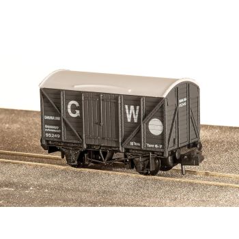PECO - BOX VAN, BANANA, GWR, DARK GREY