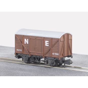 PECO - BOX VAN, STANDARD TYPE, NE, BROWN
