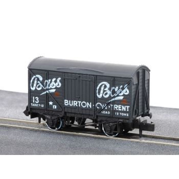 PECO - BOX VAN, 'BASS' NO 13