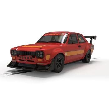 Scalextric - 1/32 FORD ESCORT MK1 RSR MOD FORD SERIES OVENDEN (06/25) *