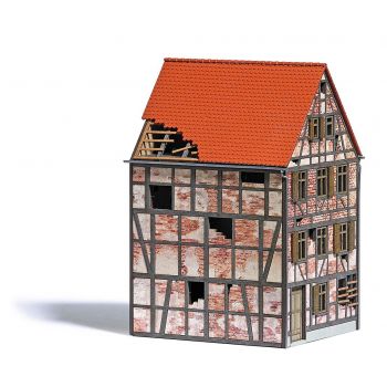 Busch - Verfallenes Stadthaus H0 (7/19) * (Bu1668)