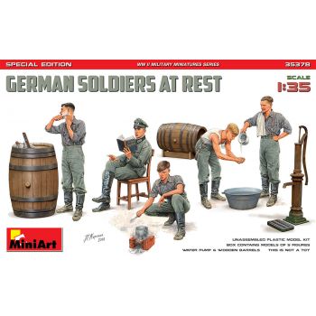 Miniart - 1/35 German Soldiers At Rest. Special Edition (8/21) *min35378