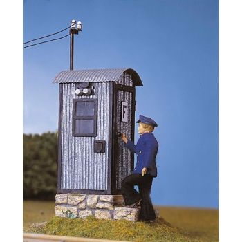 Pola - Track-side telephone booth