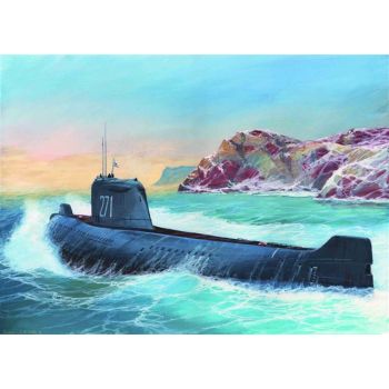 Zvezda - K-19 Soviet Nuclear Submarine Hotel Class (Zve9025)
