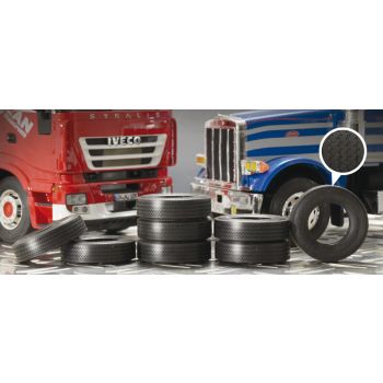 Italeri - Truck Rubber Tyres (8x) 1:24 (Ita3889s)