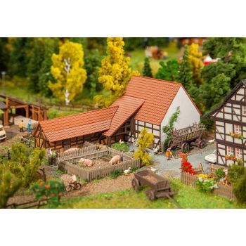 Faller - Agricultural building with accessories
